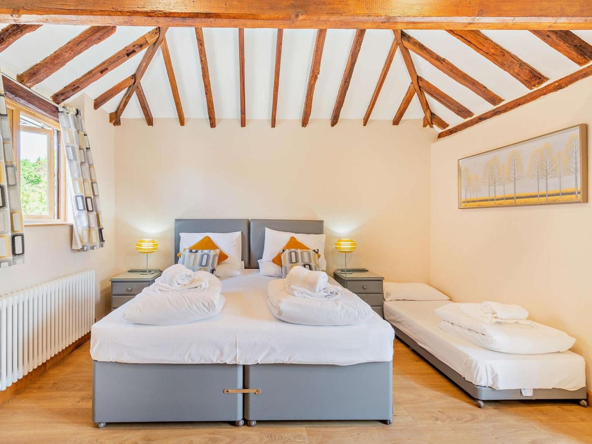 5 Bed In Smarden 76428ヴィラ エクステリア 写真