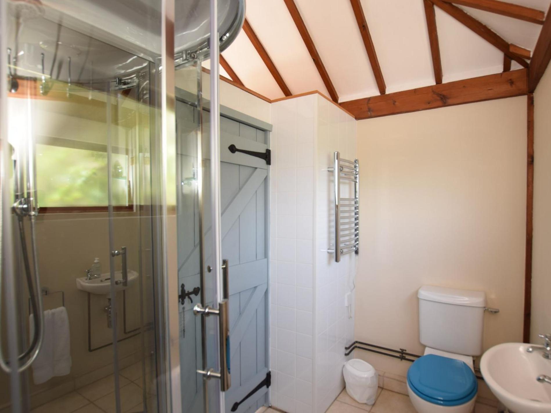 5 Bed In Smarden 76428ヴィラ エクステリア 写真