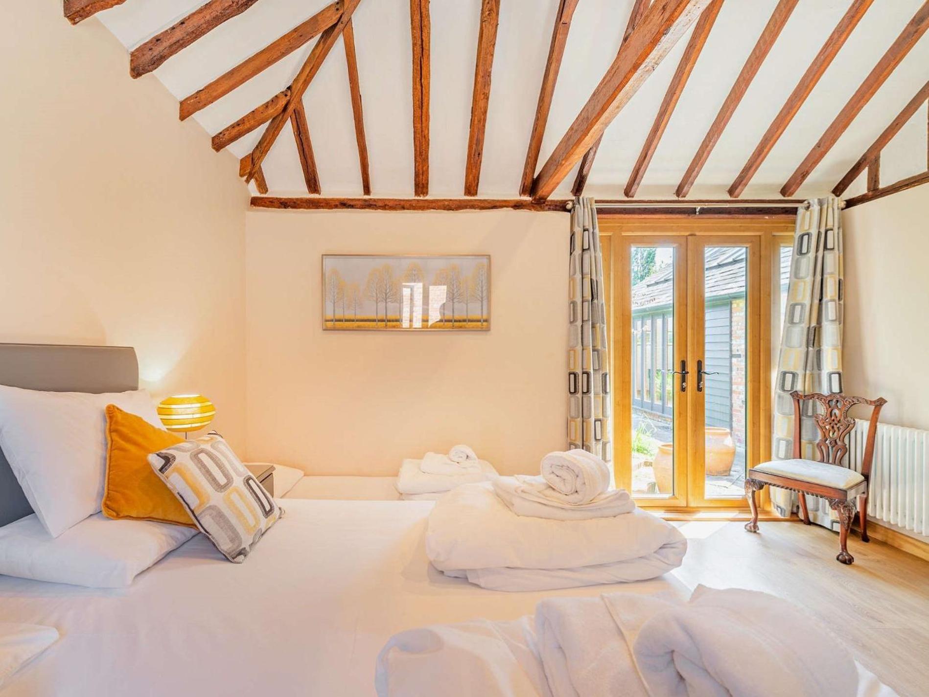 5 Bed In Smarden 76428ヴィラ エクステリア 写真